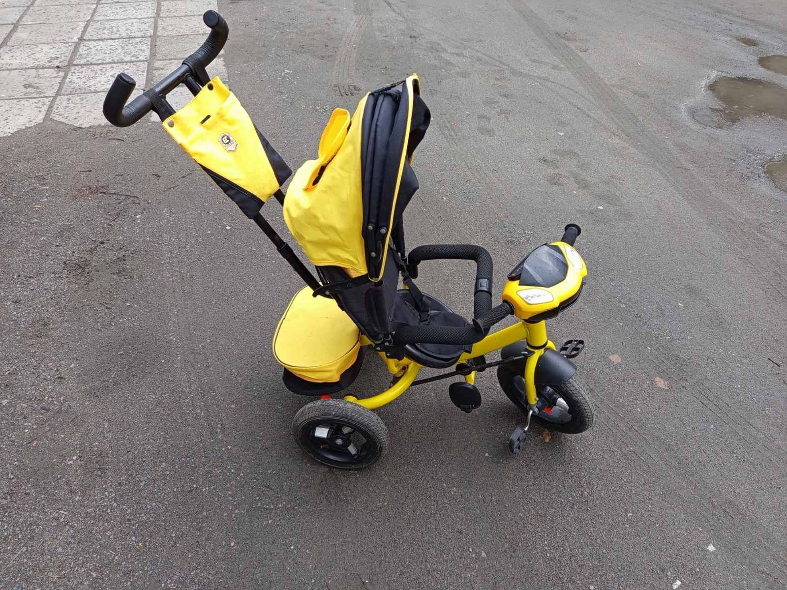 Велосипед дитячий триколісний з батьківською ручкою 2 в 1