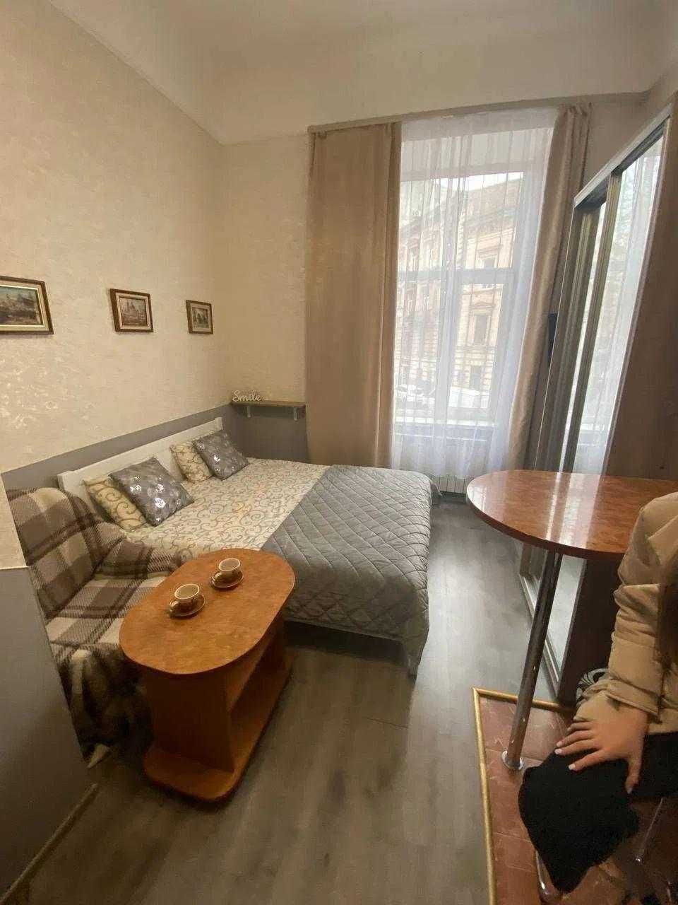Оренда 1 кімнатної квартири в центрі на проспекті Шевченка.