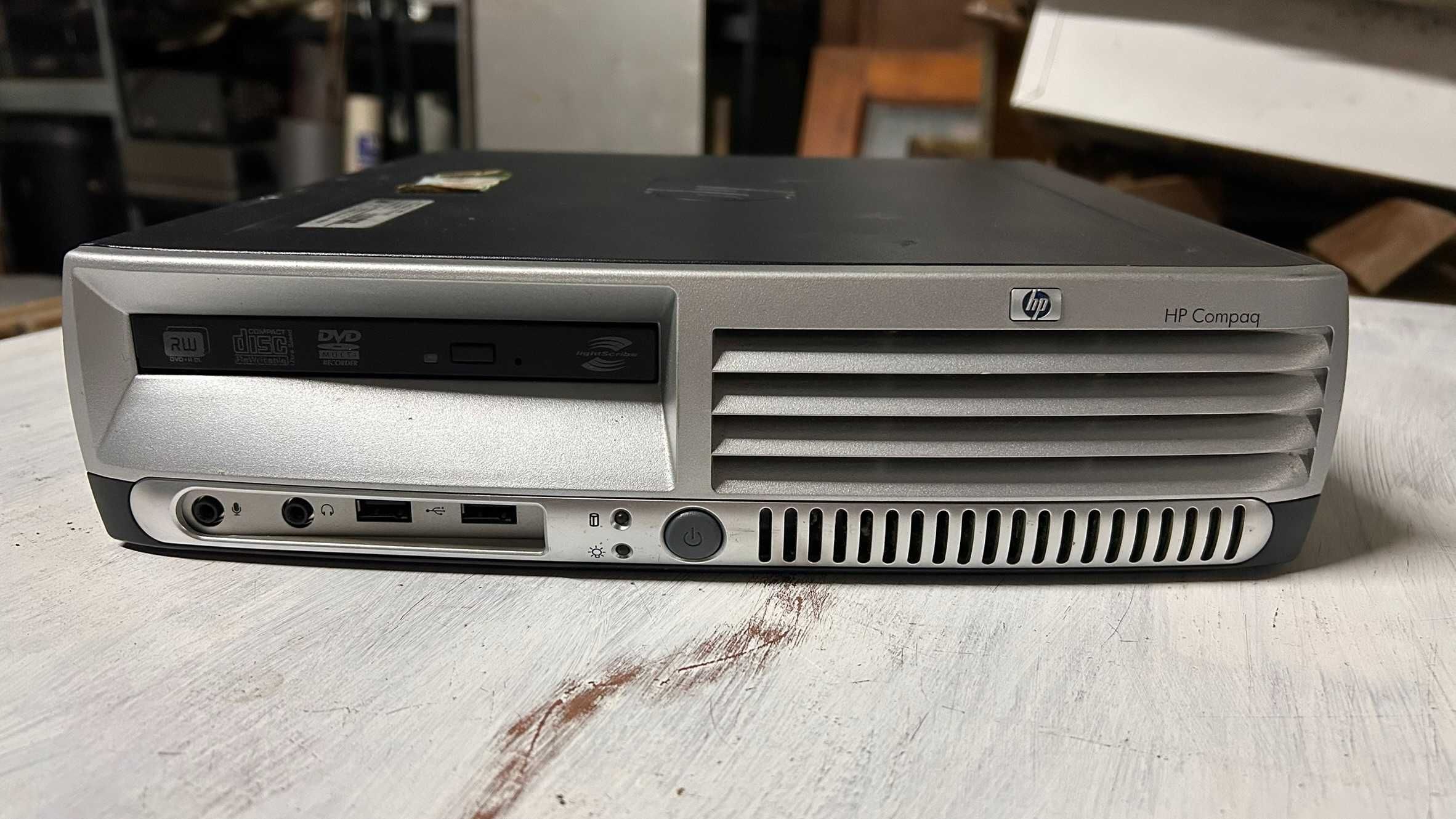 Vários Computadores Fixos para Peças ou Reparação