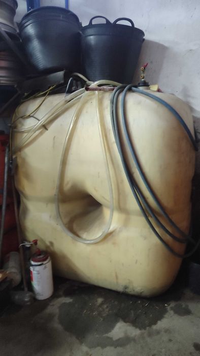Depósito de gasóleo 1000 litros