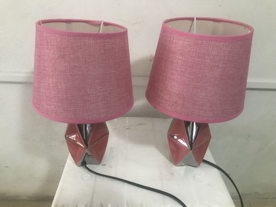 Par de candeeiros como novos