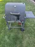 Grill węglowy z termometrem