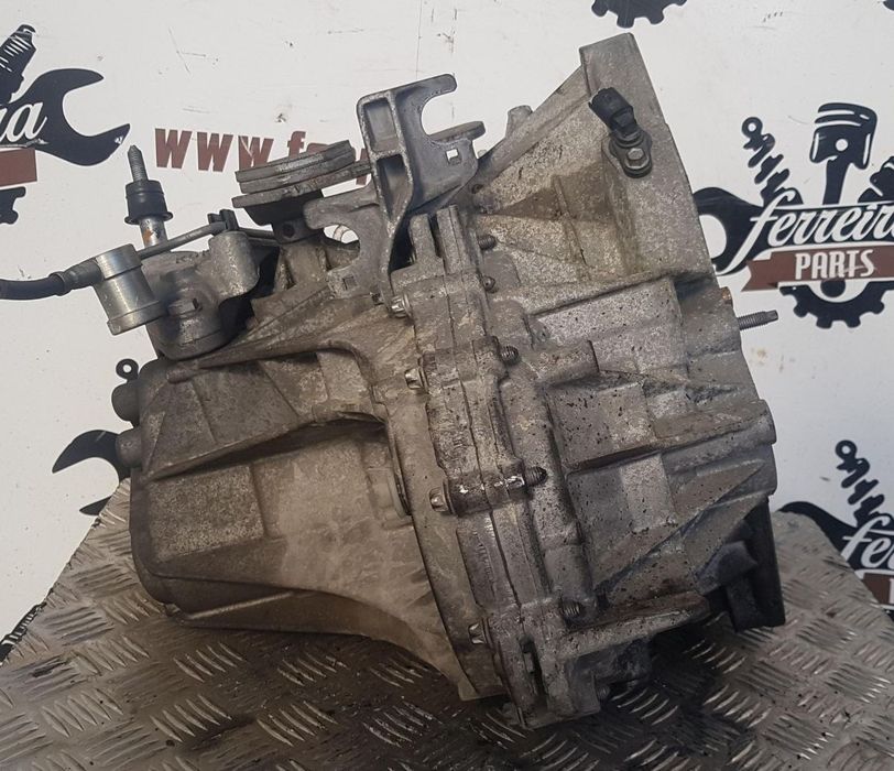 CAIXA DE VELOCIDADES RENAULT MEGANE 1.5 DCI REF: TL4 A001