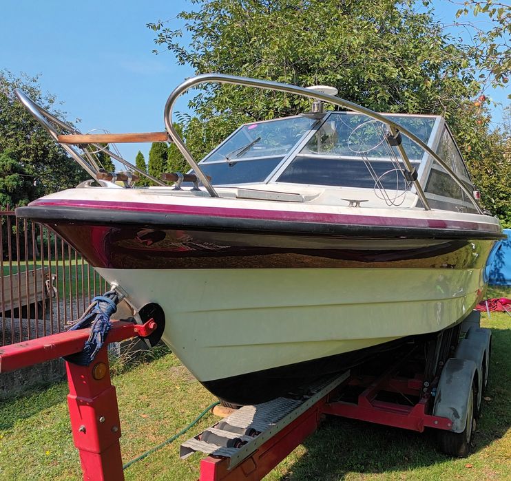 Łódź motorowa DRACO 2100 z silnikiem Volvo Penta stan bdb