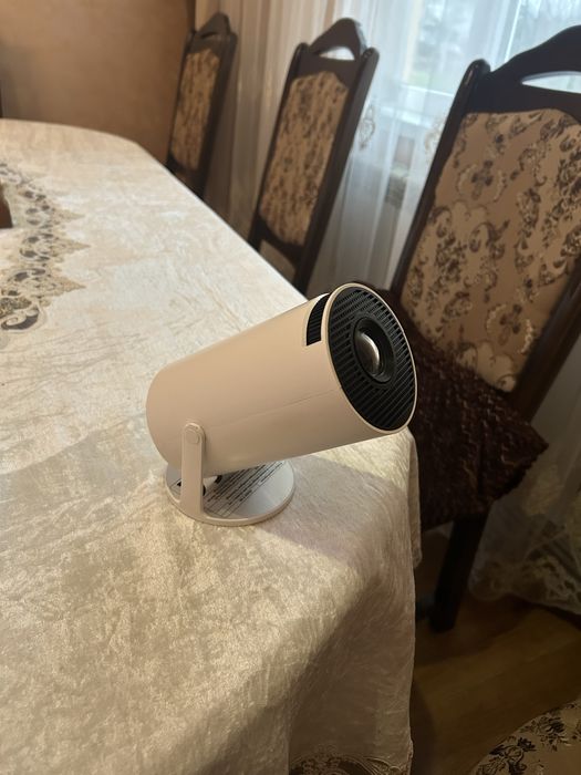 Проектор MagCubik HY300