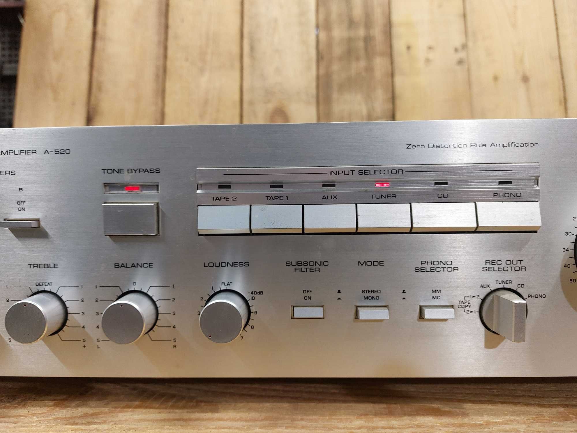 Wzmacniacz Yamaha A-520