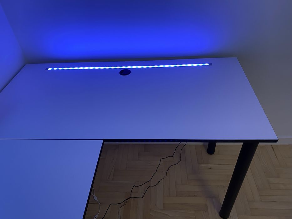 Biurko gamingowe narozne