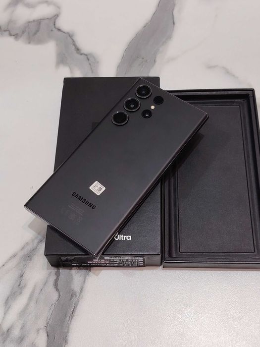 Samsung S23 Ultra - 8/256, 6.8", Snapdragon 8 gen 2 / 2 фізичні СІМ!