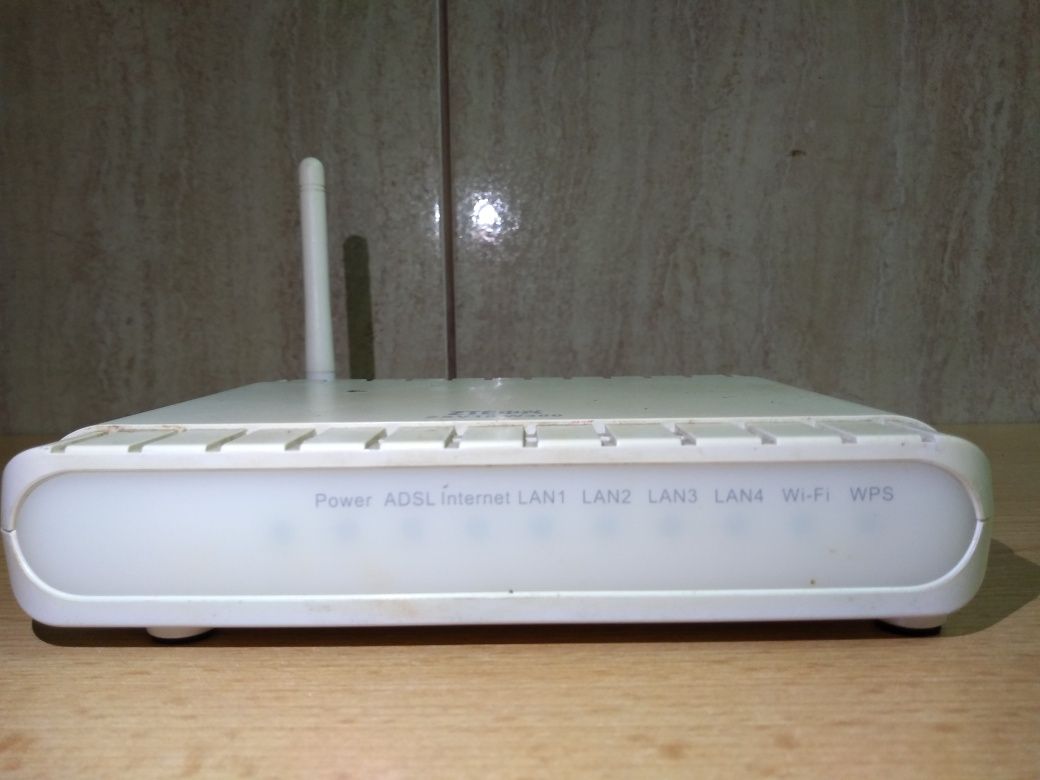 Modem ZTE ZXV10 W3000