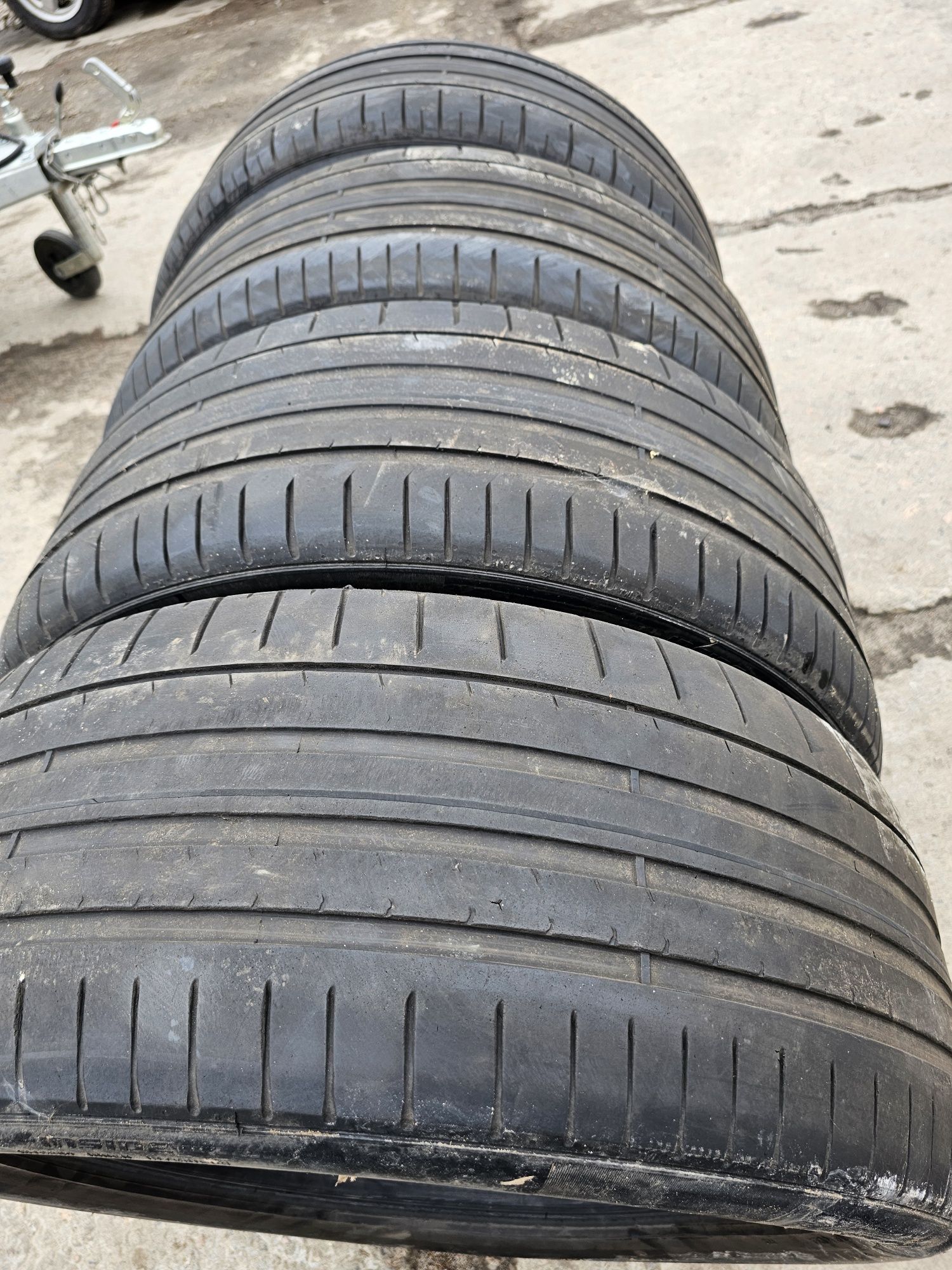 Гума літня Pirelli P Zero 285/45 R20