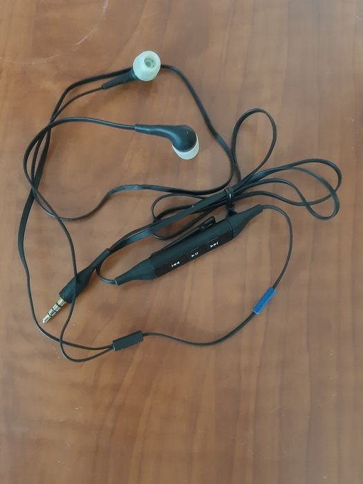 Навушники Nokia WH-701