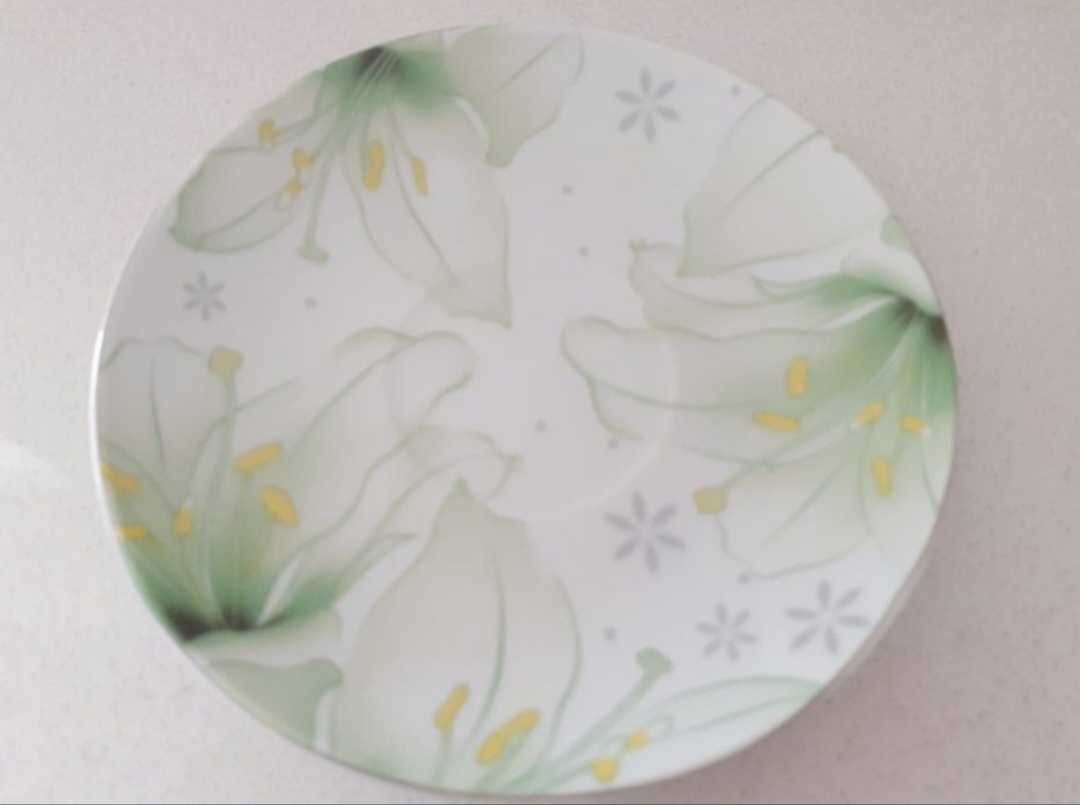 Kolekcja / Filiżanka porcelanowa zielona duo pastelowa porcelana