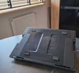 Podstawka pod laptopa Stan idealny,  Kolor czarny  Vakoss