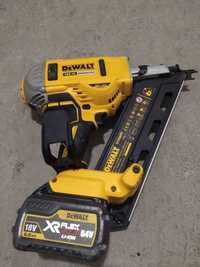 Gwozdziarka Dewalt DCN692 Typ3