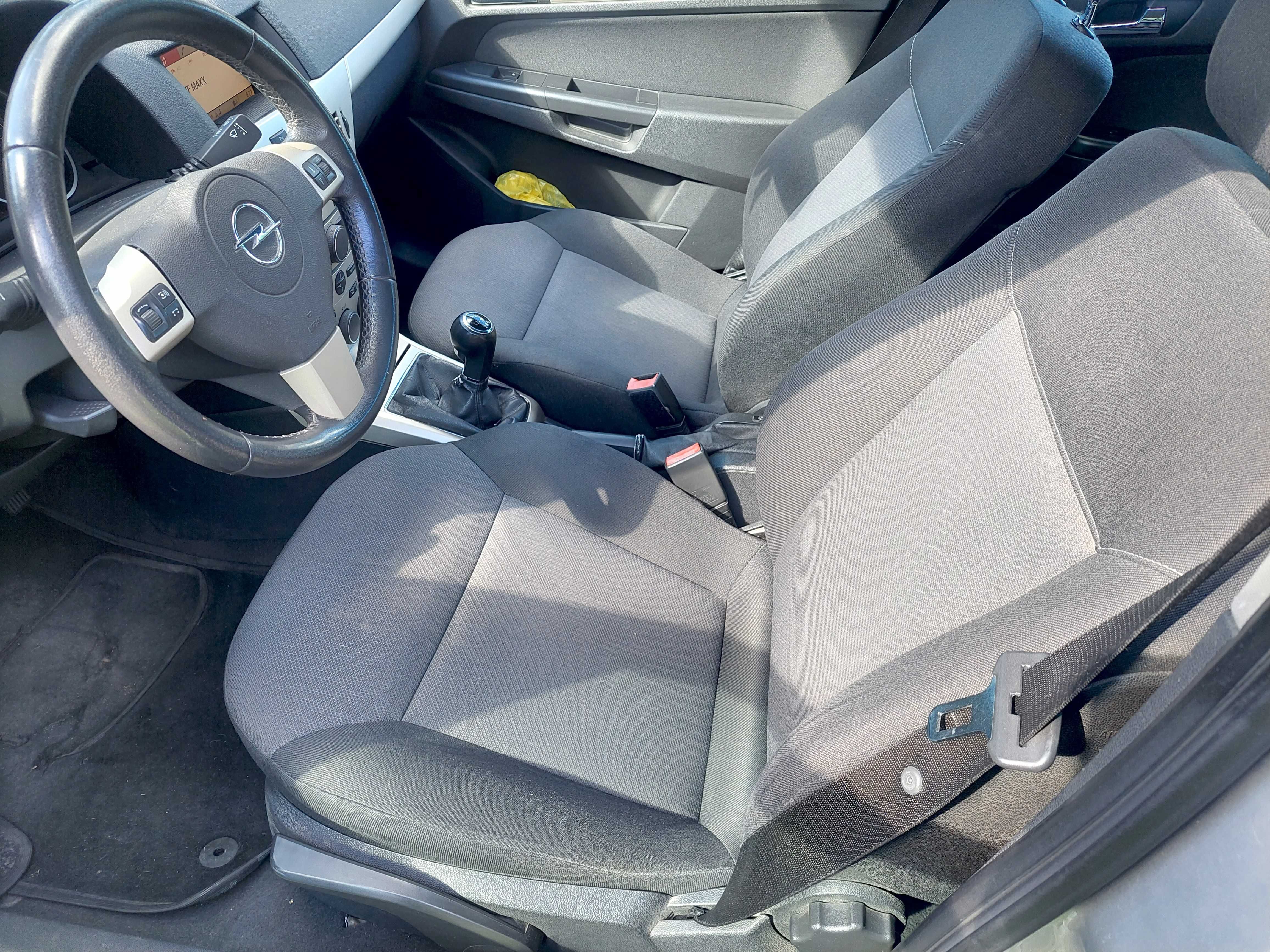 ASTRA H KOMBI 2008 r. 1,9 CDTI 150 KM 295 000 km