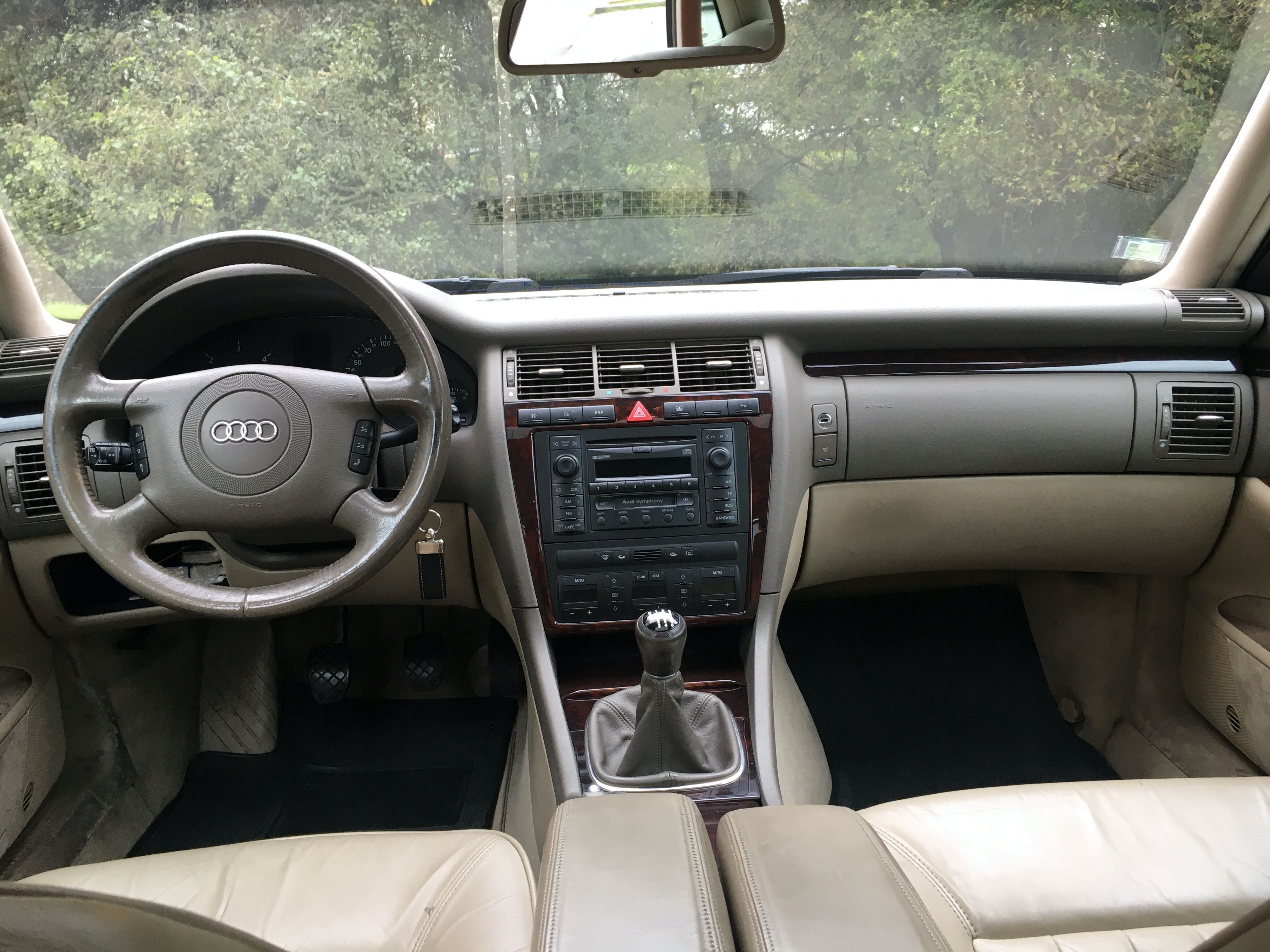 Audi A8 2.5 Tdi. (Único Dono)