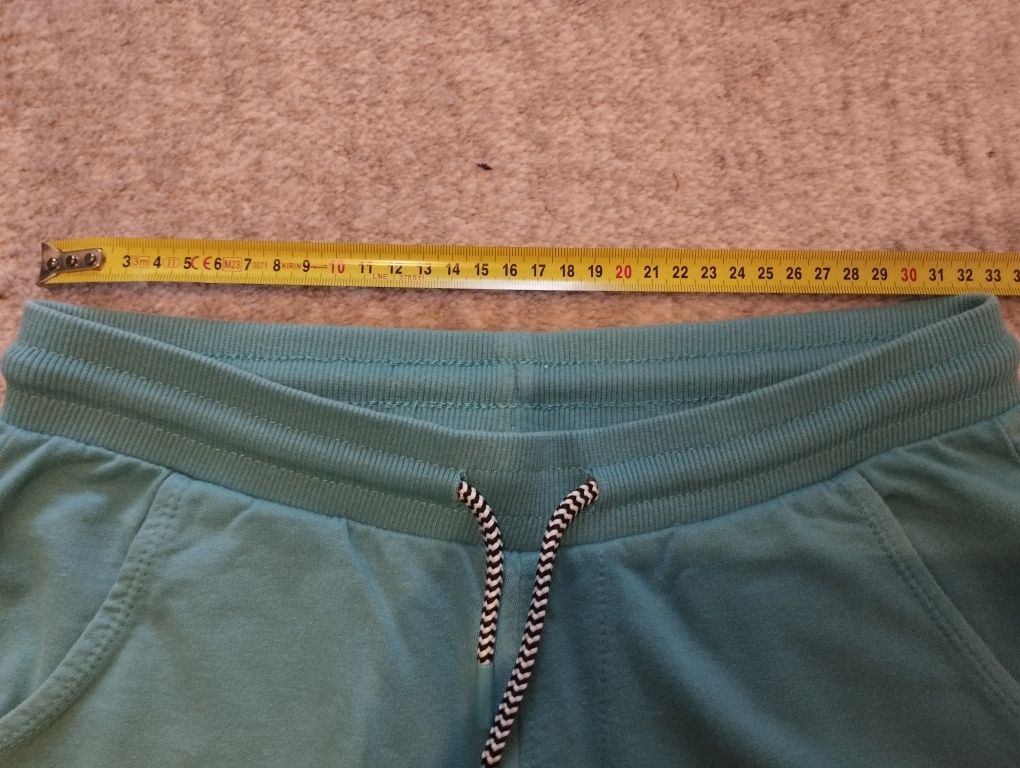 Krótkie spodenki Coccodrillo r 152