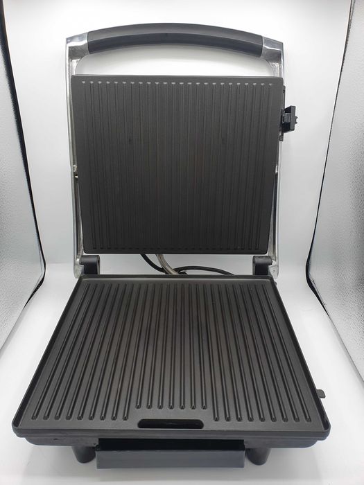 Grill elektryczny Panini SilverCrest SPM 2000 E2