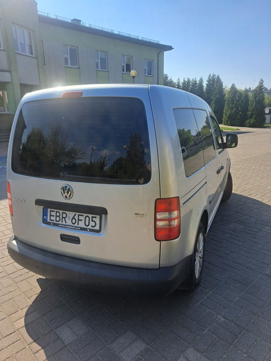 Sprzedam VW Caddy 1.6 TDI  rocznik 2012