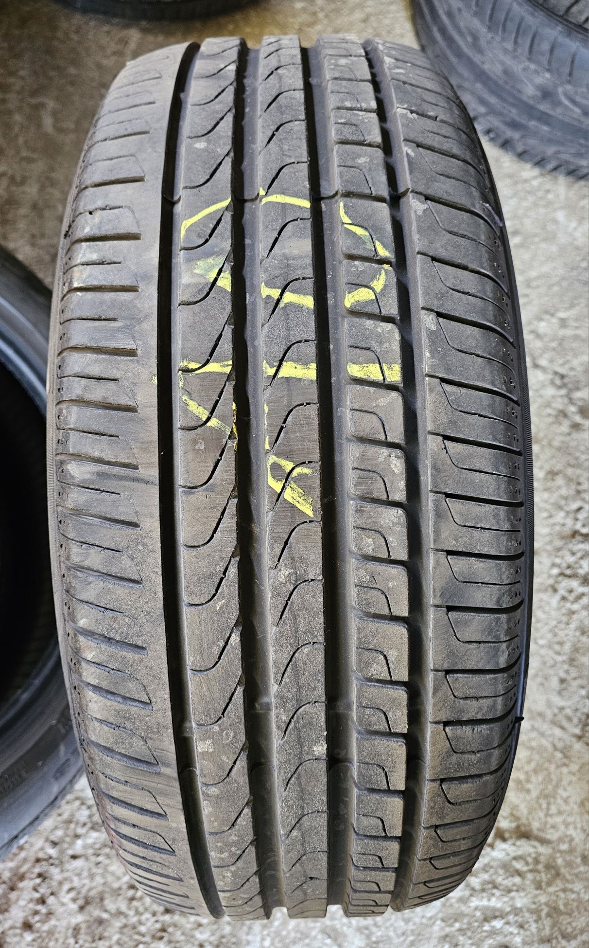 Opony letnie Pirelli 245/50R18 100W