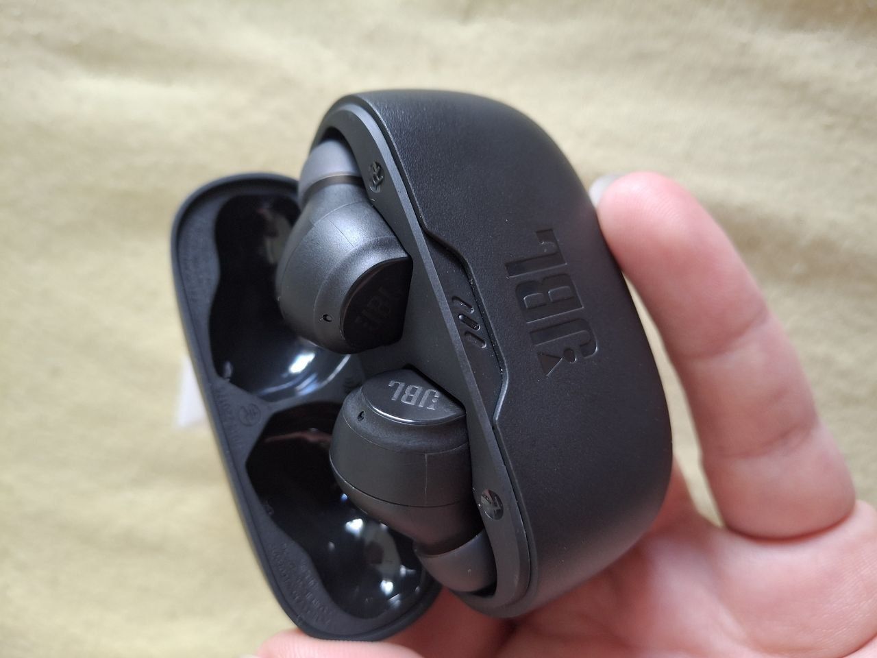 Навушники jbl wawe beam