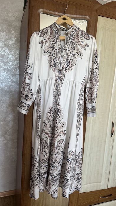 Продається плаття, топ, сарафан