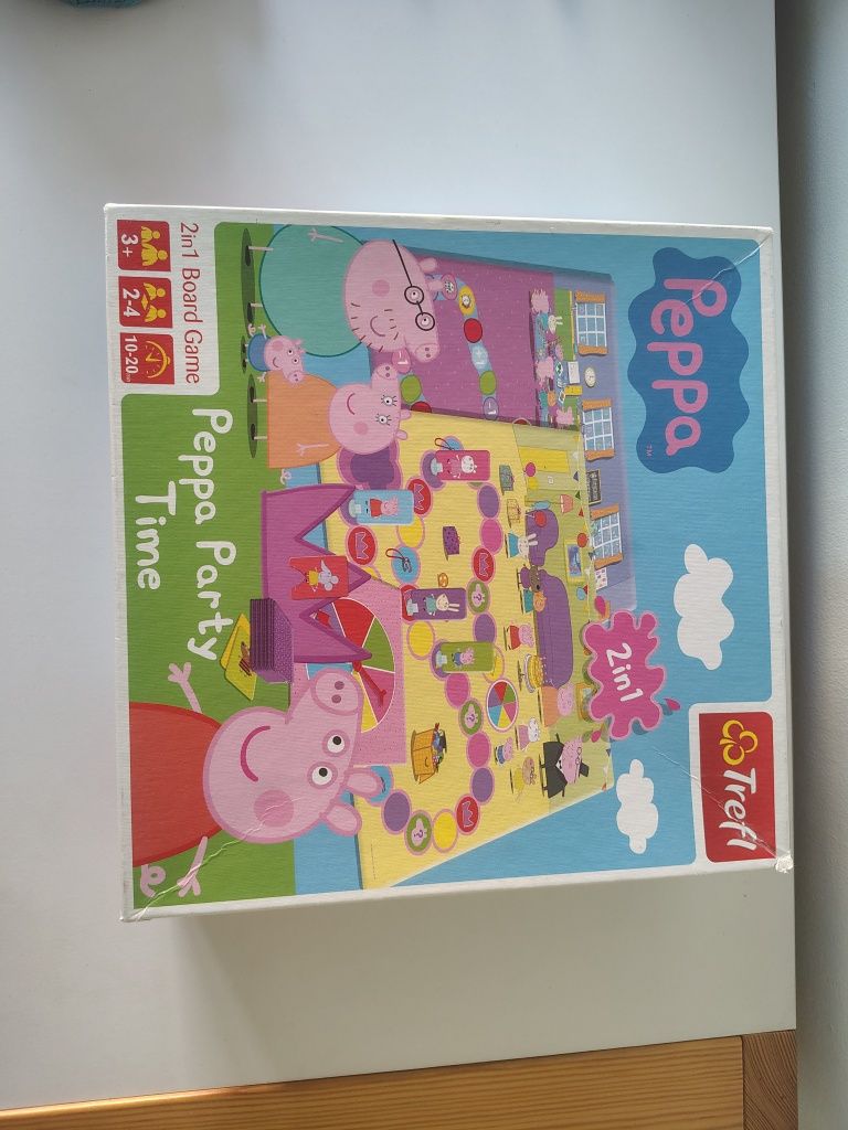 Puzzle Kubuś Puchatek i gra Peppa