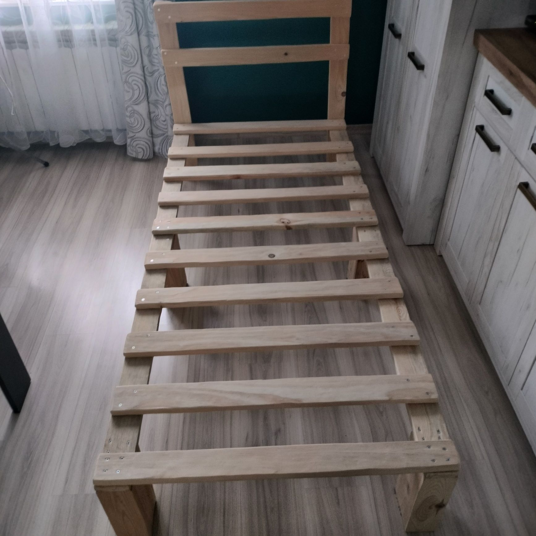 Stelaż do łóżka drewniany 90x200