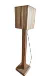 Lampa drewniana stojąca