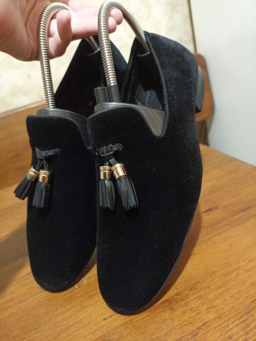 Свадебные черные бархатные лоферы с кисточками ZARA 40 размер 26 см