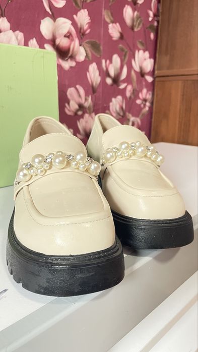 Лофери,туфлі,взуття