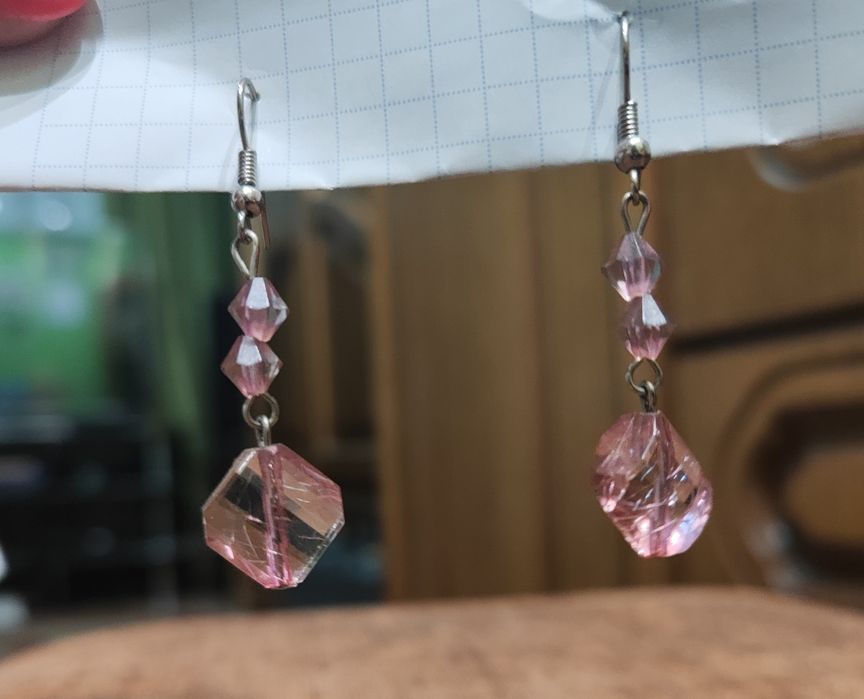 Kolczyki przeźroczysty róż