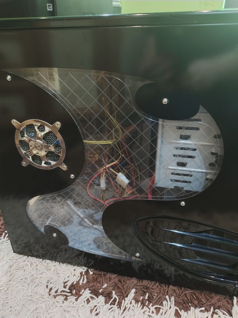 Komputer plus monitor