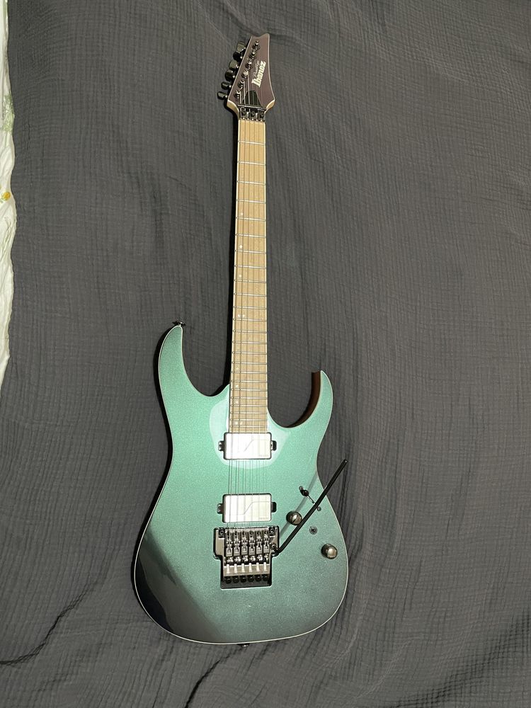 Guitarra Ibanez RG5120M-PRT (praticamente nova) + Hardcase Ibanez