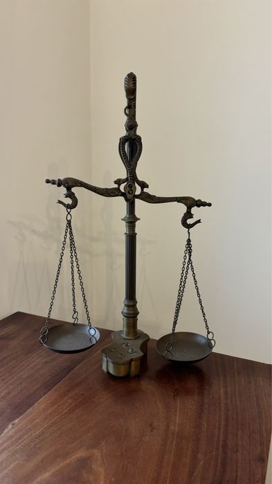 Balança Antiga em Cobre / Latão – Estilo Clássico Decorativo