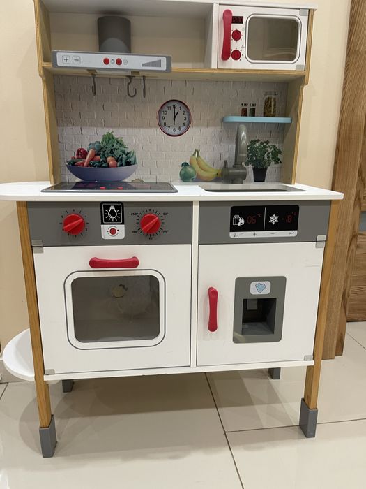 Kuchenka zabawkowa duza