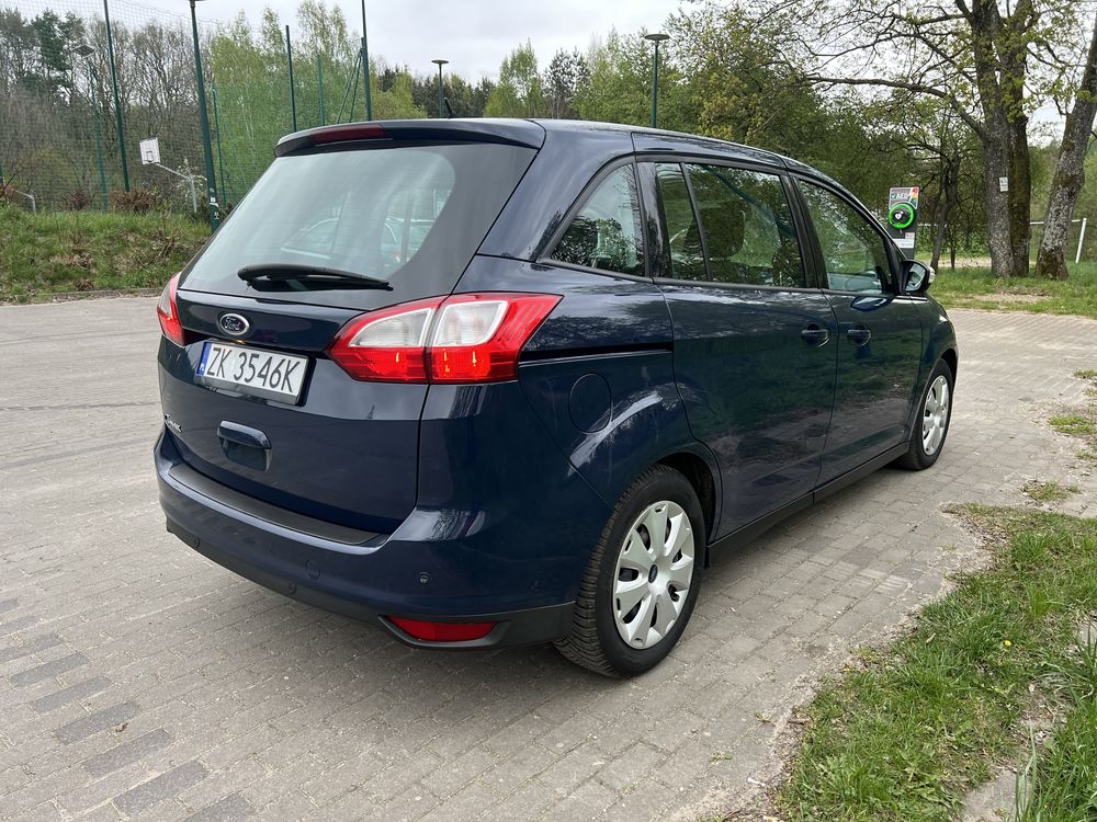 Ford Grand c-max zadbany