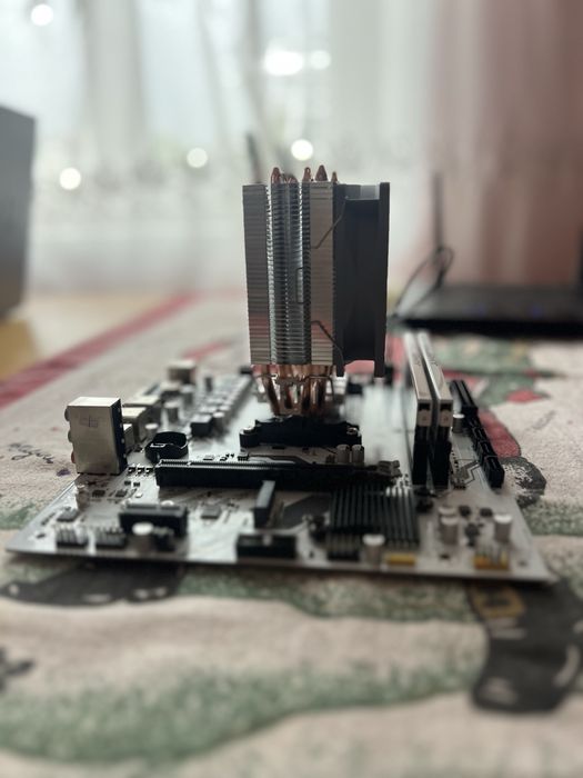 Ryzen 5 5500 b450 16GB DDR4