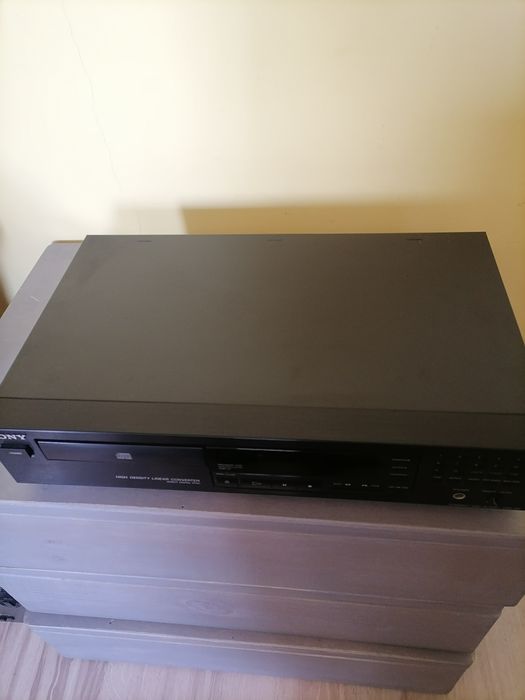 Odtwarzacz CD  Sony CDP-195