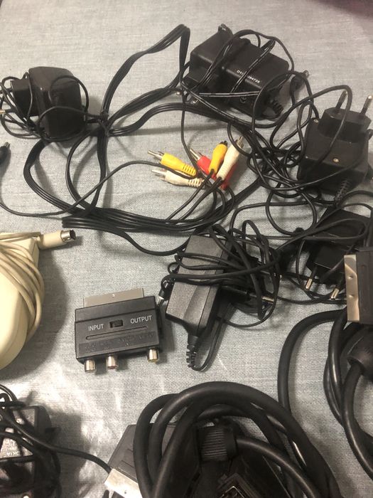 Various accessories, chargers, mouse, etc. See photos64575359346306123