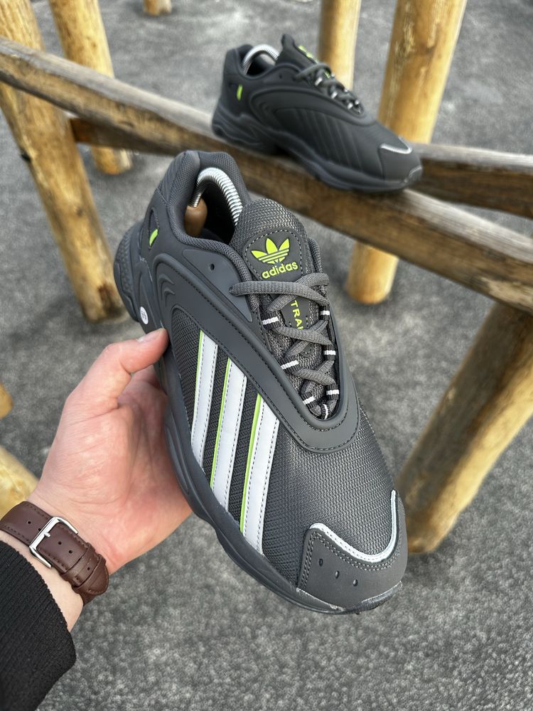 Кросівки Adidas OZTRAL р.41-46
