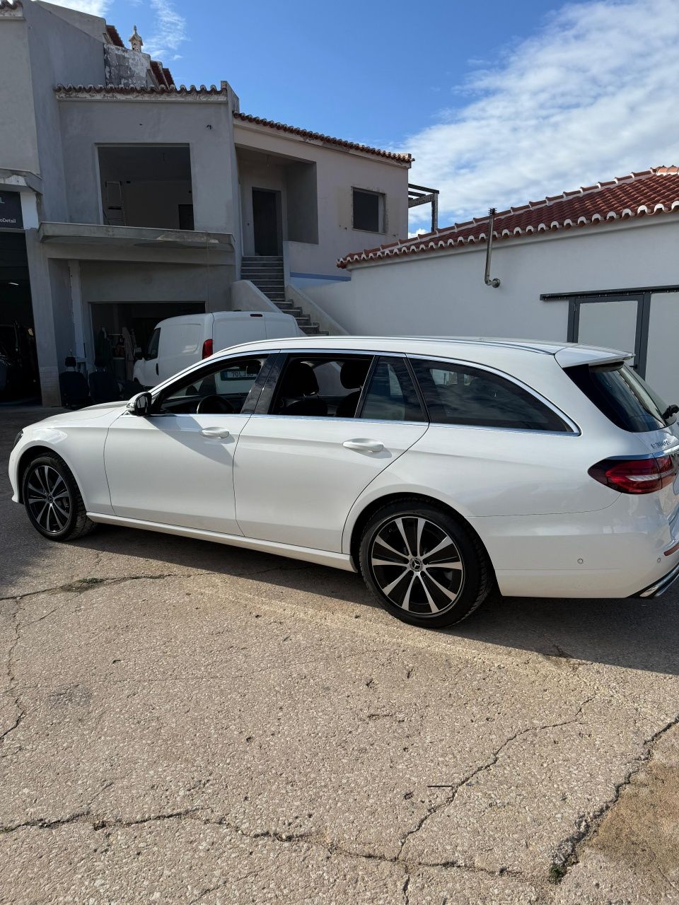 Mercedes e 300 de diesel hybrid