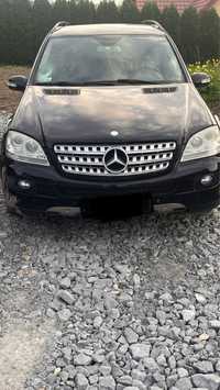 Sprzedam Mercedes ML350 uszkodzony.