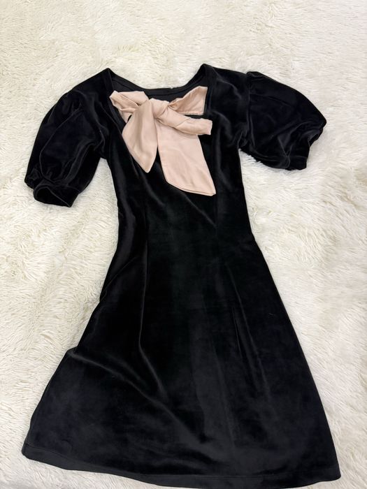 Оксамитова сукня, позаду бант ххс-хс