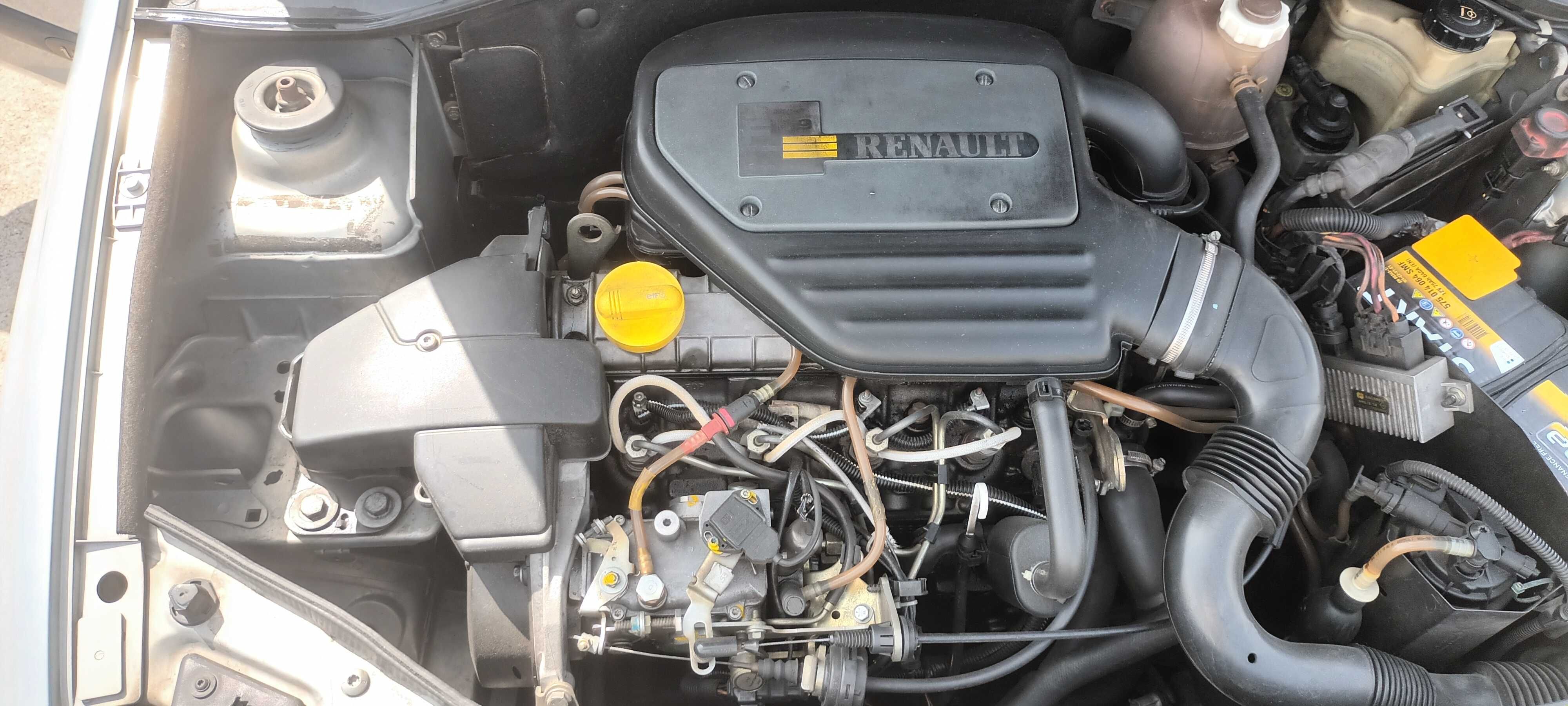 Renault clio 1.9d  5 lugares