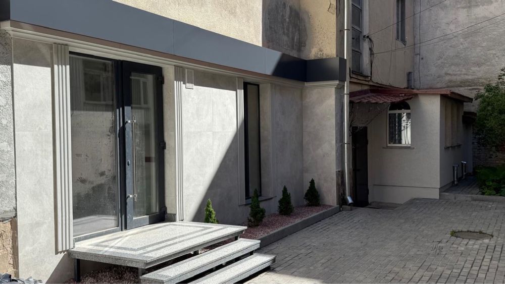 Оренда приміщення на Лесі Українки