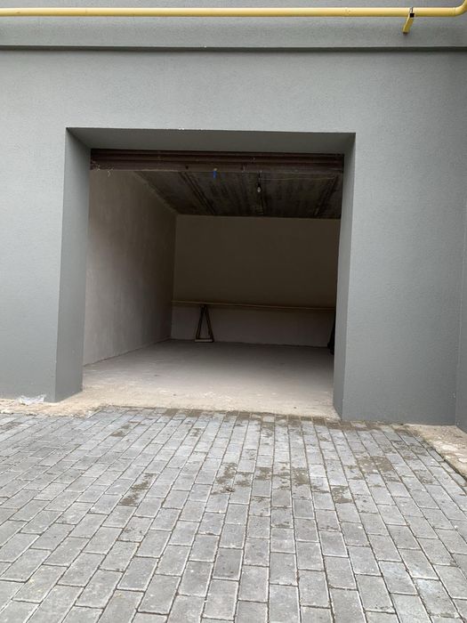 Оренда гараж довгострокова Озерна ЖК Амстердам