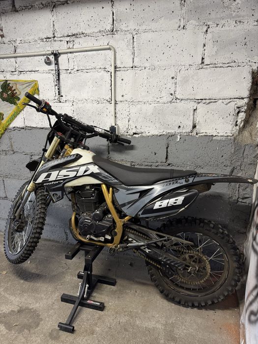 Cross asix 300rr