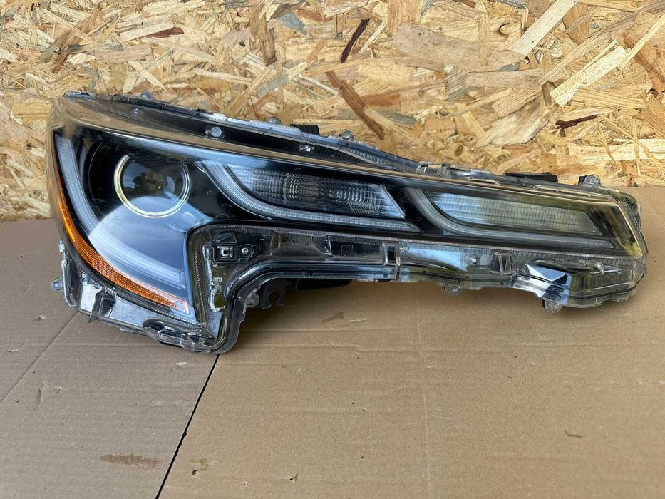 Toyota Corolla E21 Kombi HB USA lampa prawa przednia przód KPL