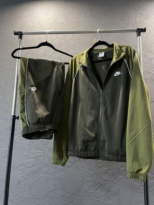 Костюм nike оливковый